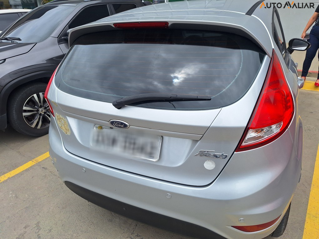 FORD FIESTA 1.5 SE HATCH 16V FLEX 4P MANUAL