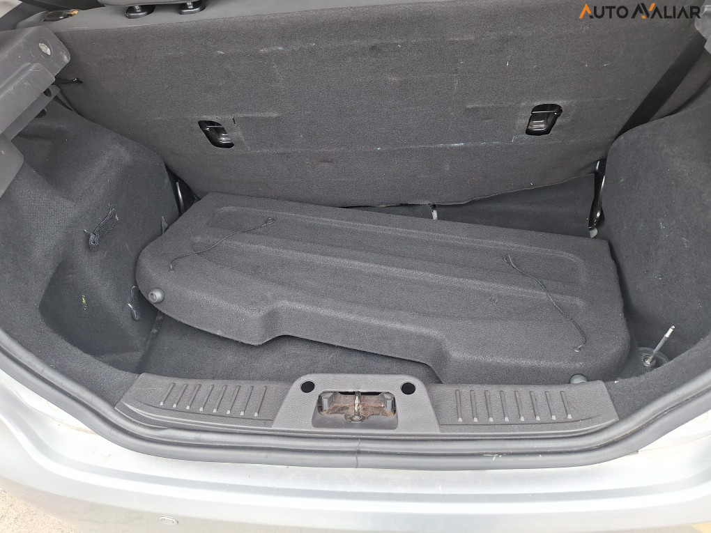 FORD FIESTA 1.5 SE HATCH 16V FLEX 4P MANUAL