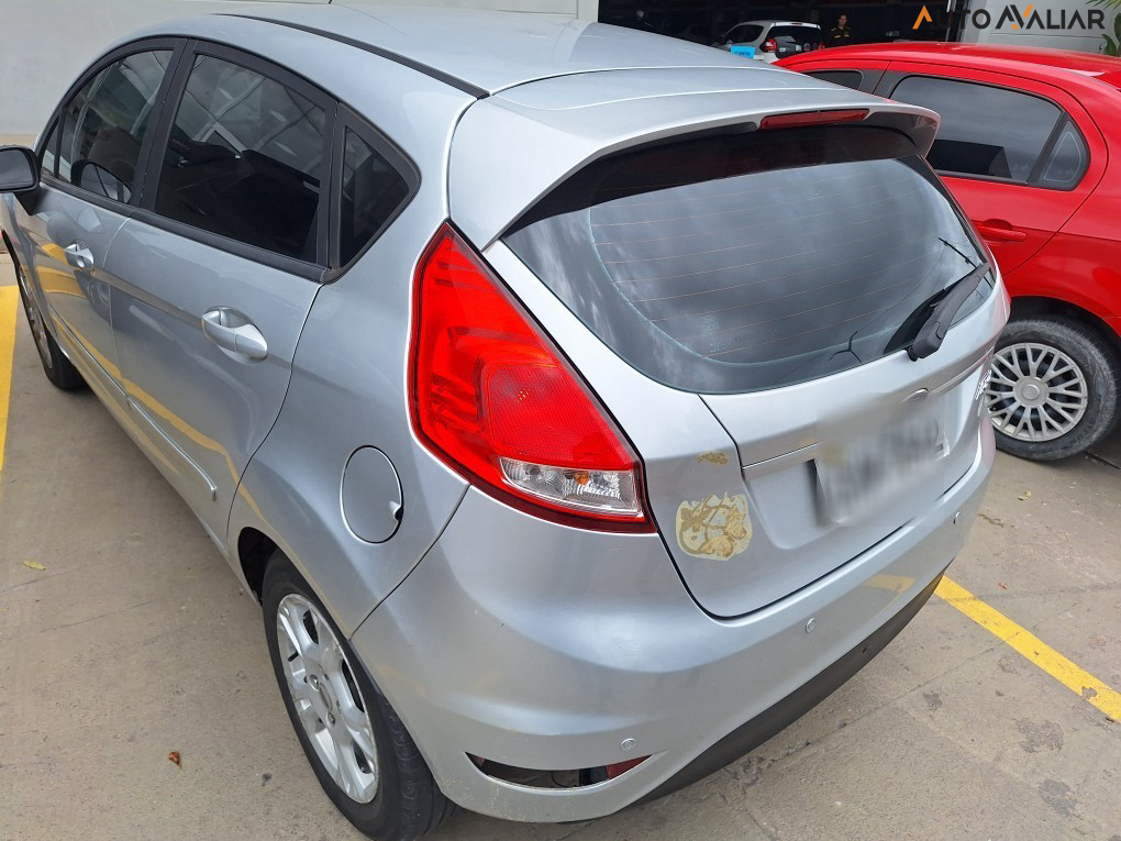 FORD FIESTA 1.5 SE HATCH 16V FLEX 4P MANUAL