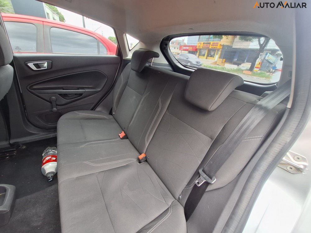 FORD FIESTA 1.5 SE HATCH 16V FLEX 4P MANUAL