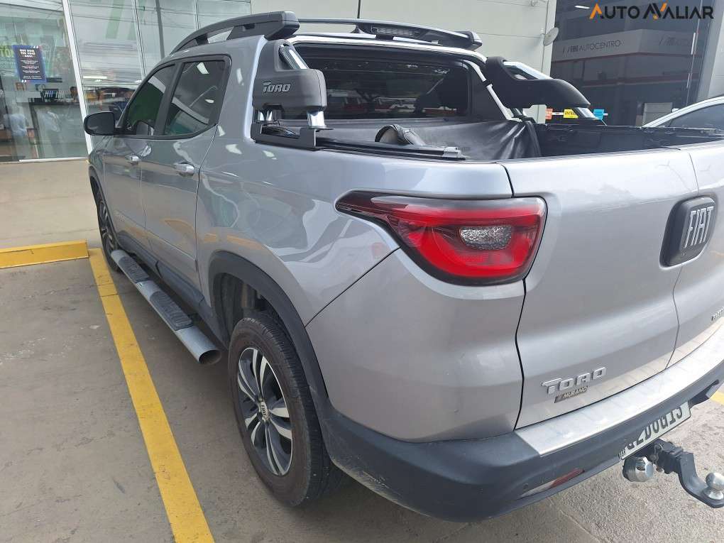 FIAT TORO 1.3 TURBO 270 FLEX FREEDOM AT6