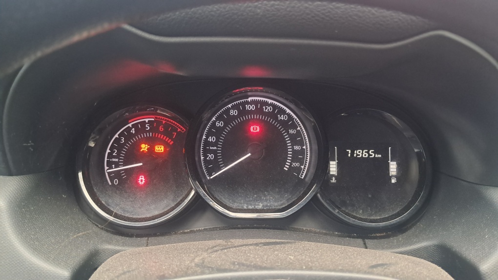 RENAULT OROCH 1.6 16V SCE FLEX EXPRESS MANUAL