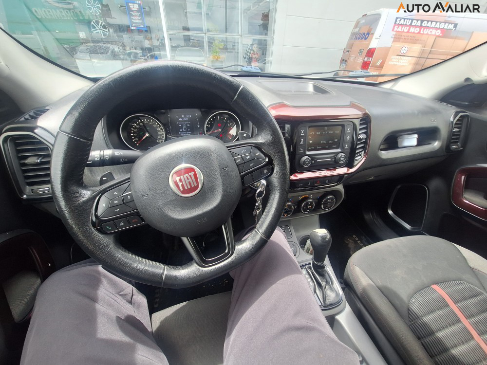 FIAT TORO 2.4 16V MULTIAIR FLEX FREEDOM AT9