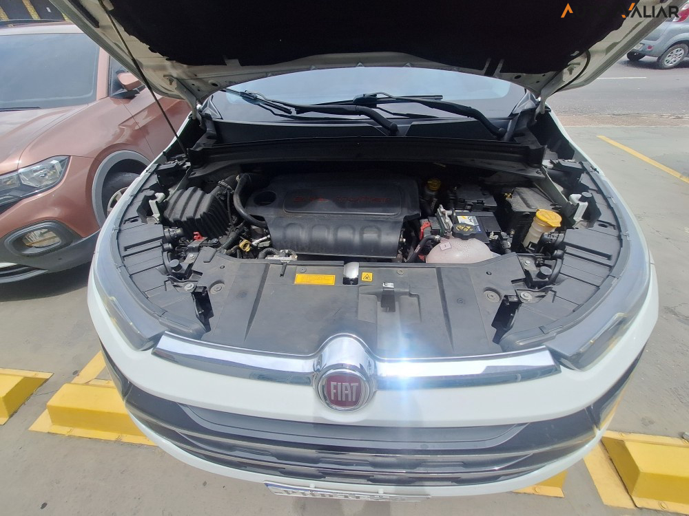 FIAT TORO 2.4 16V MULTIAIR FLEX FREEDOM AT9