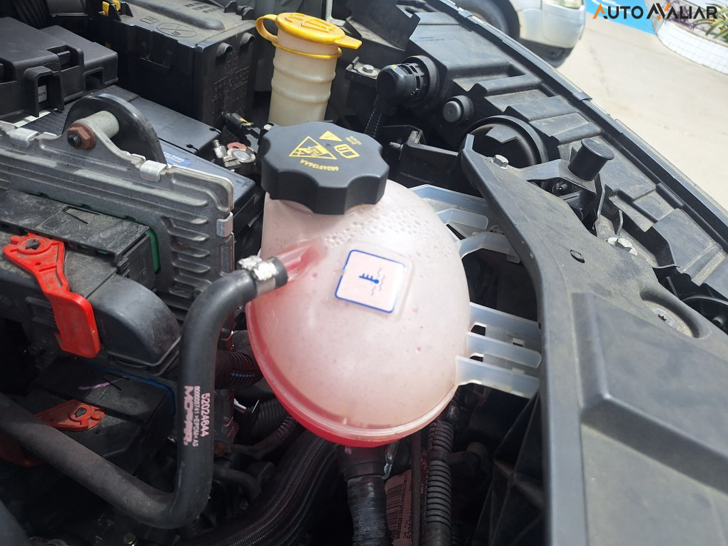 FIAT TORO 2.4 16V MULTIAIR FLEX FREEDOM AT9