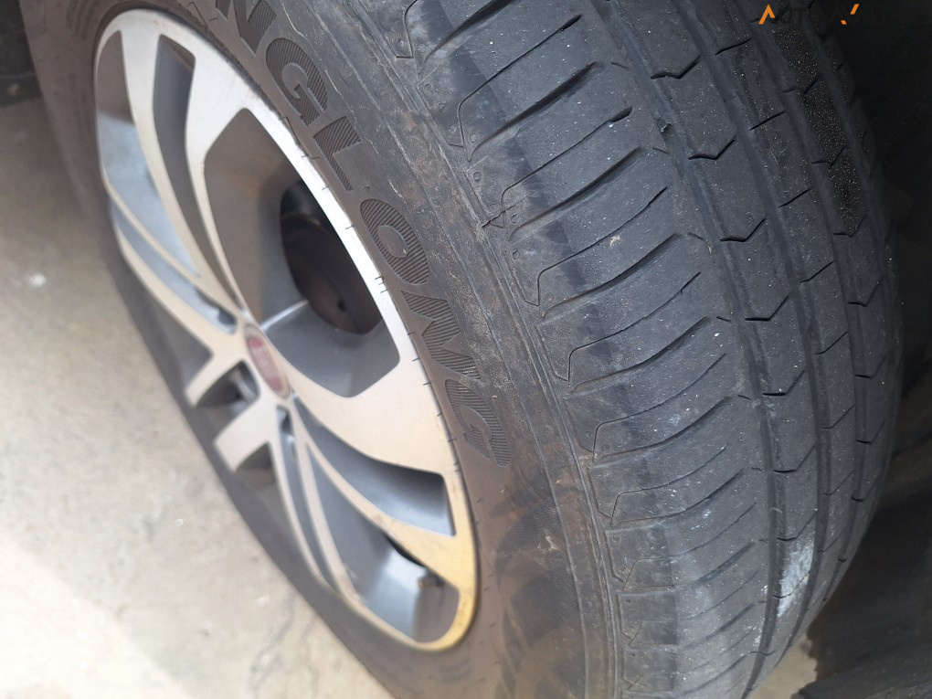 FIAT TORO 2.4 16V MULTIAIR FLEX FREEDOM AT9