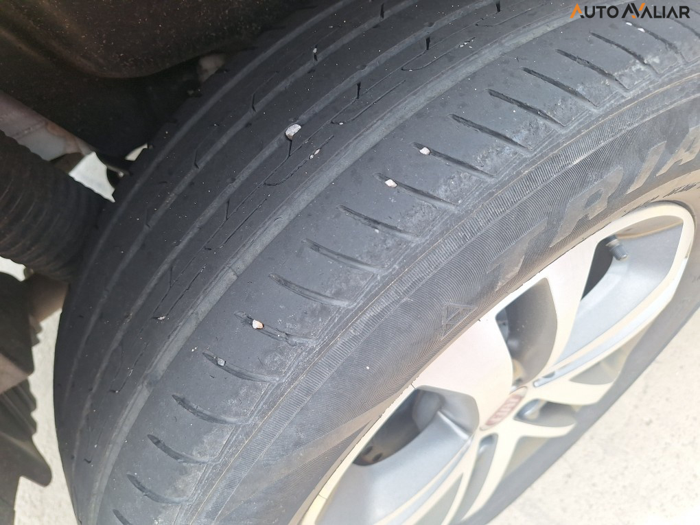 FIAT TORO 2.4 16V MULTIAIR FLEX FREEDOM AT9