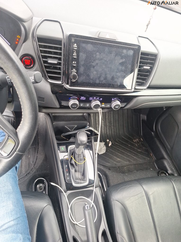 HONDA CITY 1.5 I-VTEC FLEX HATCH TOURING CVT