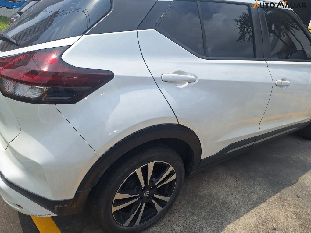 NISSAN KICKS 1.6 16V FLEXSTART ADVANCE XTRONIC