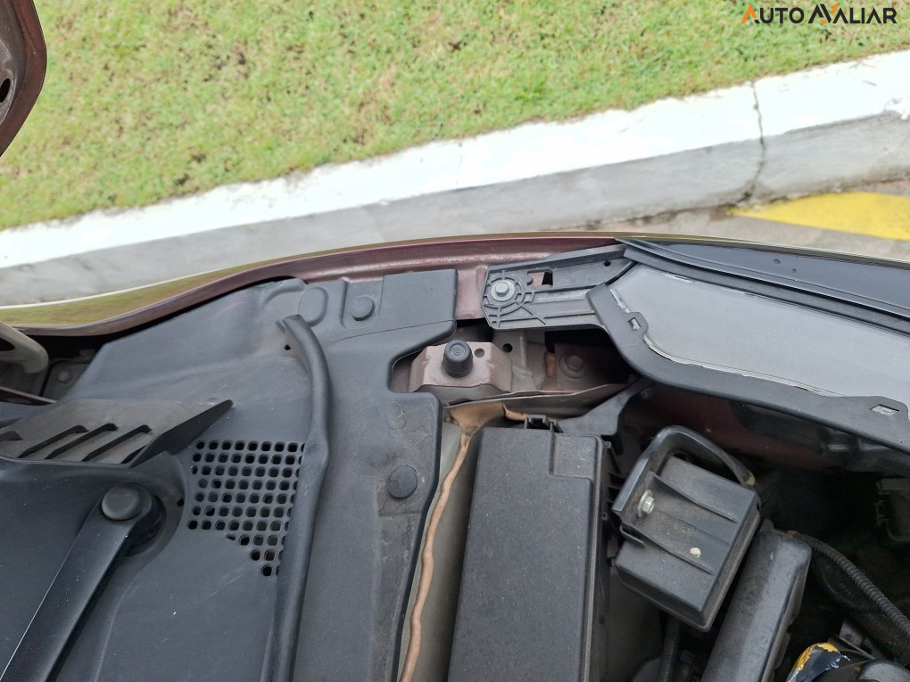 HONDA HR-V 1.8 16V FLEX EXL 4P AUTOMATICO