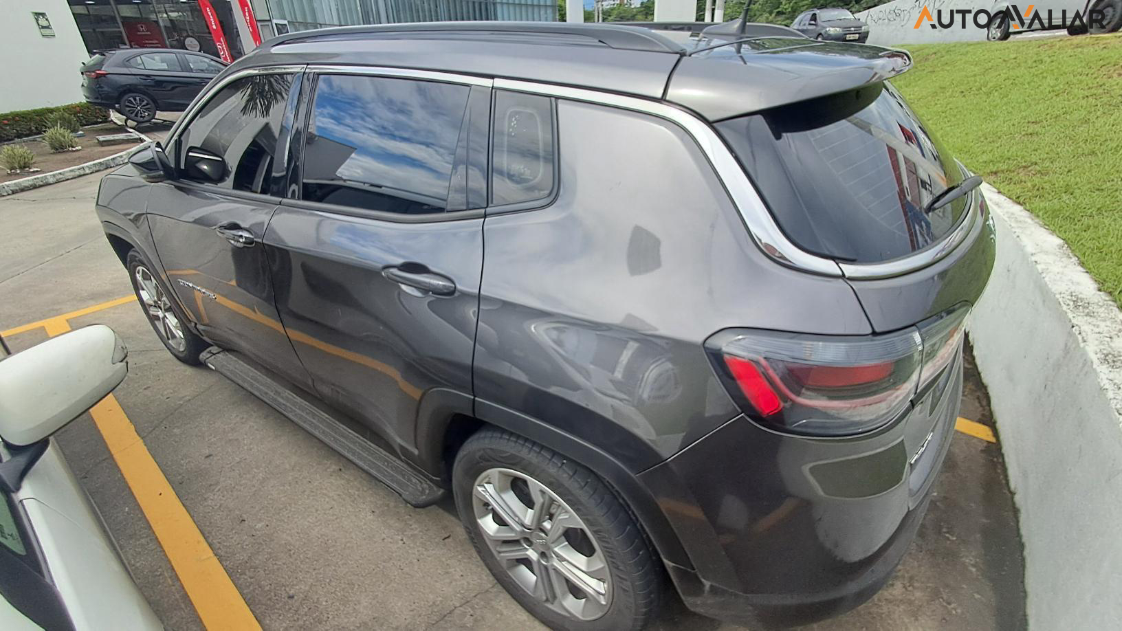 JEEP COMPASS 1.3 T270 TURBO FLEX LONGITUDE AT6