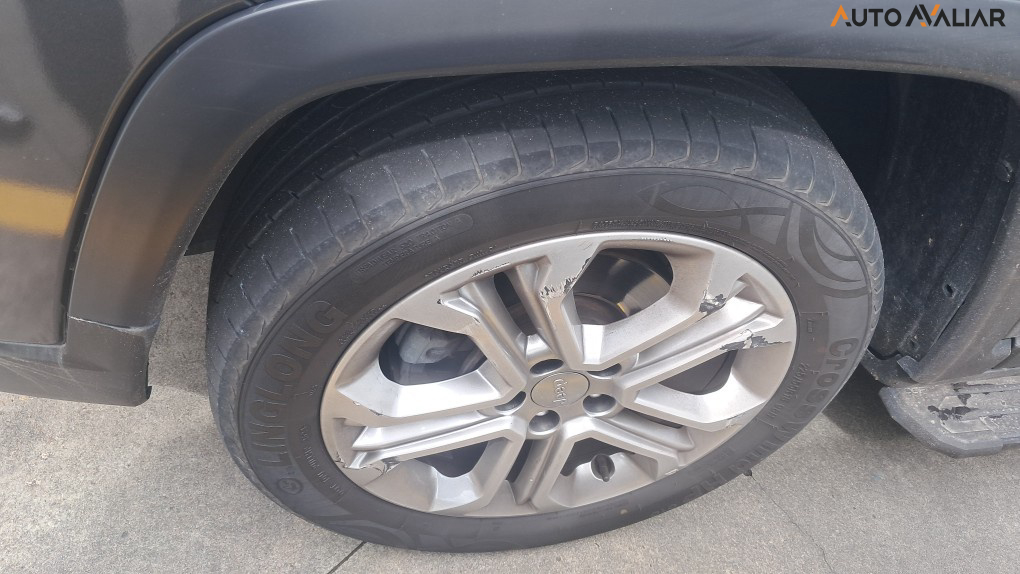 JEEP COMPASS 1.3 T270 TURBO FLEX LONGITUDE AT6