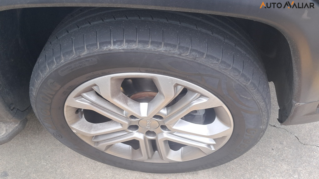 JEEP COMPASS 1.3 T270 TURBO FLEX LONGITUDE AT6