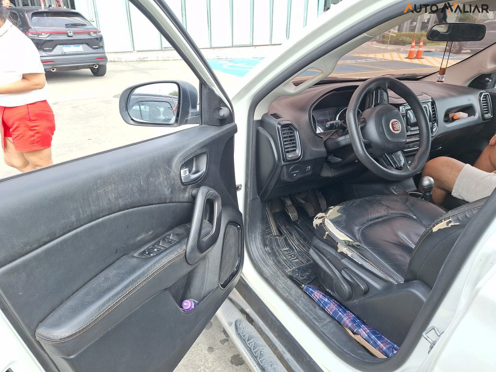 FIAT TORO 2.0 16V TURBO DIESEL FREEDOM MANUAL