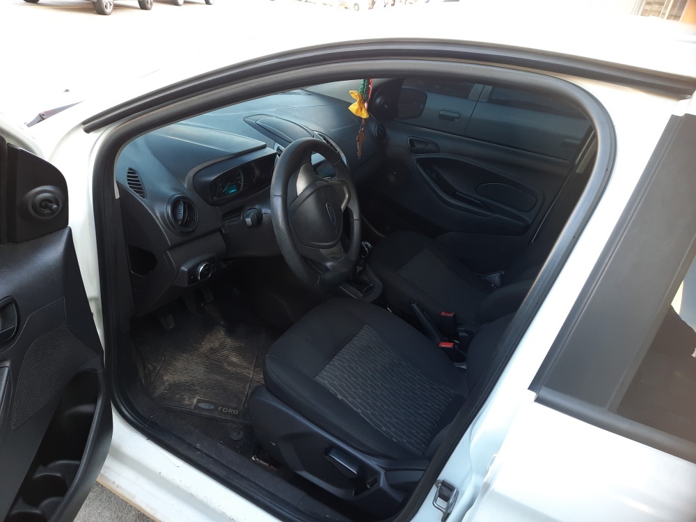 FORD KA 1.0 TI-VCT FLEX SE SEDAN MANUAL