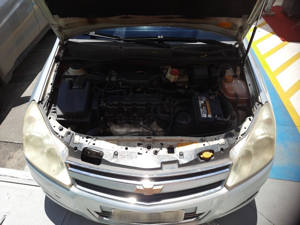 CHEVROLET VECTRA 2.0 MPFI ELEGANCE 8V FLEX 4P MANUAL