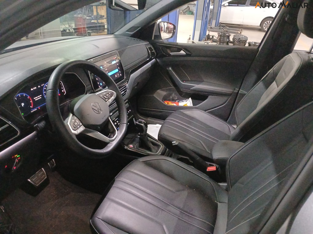 VOLKSWAGEN T-CROSS 1.4 250 TSI TOTAL FLEX HIGHLINE AUTOM&Aacute;TICO