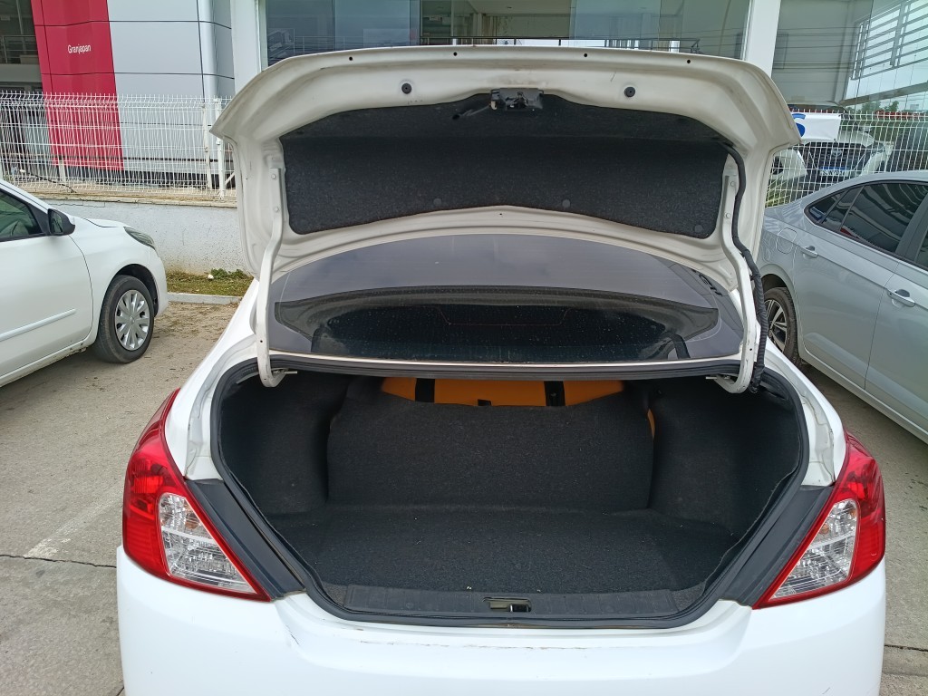 NISSAN VERSA 1.6 16V FLEXSTART SV 4P XTRONIC