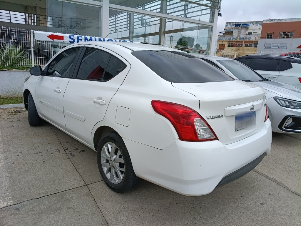 NISSAN VERSA 1.6 16V FLEXSTART SV 4P XTRONIC