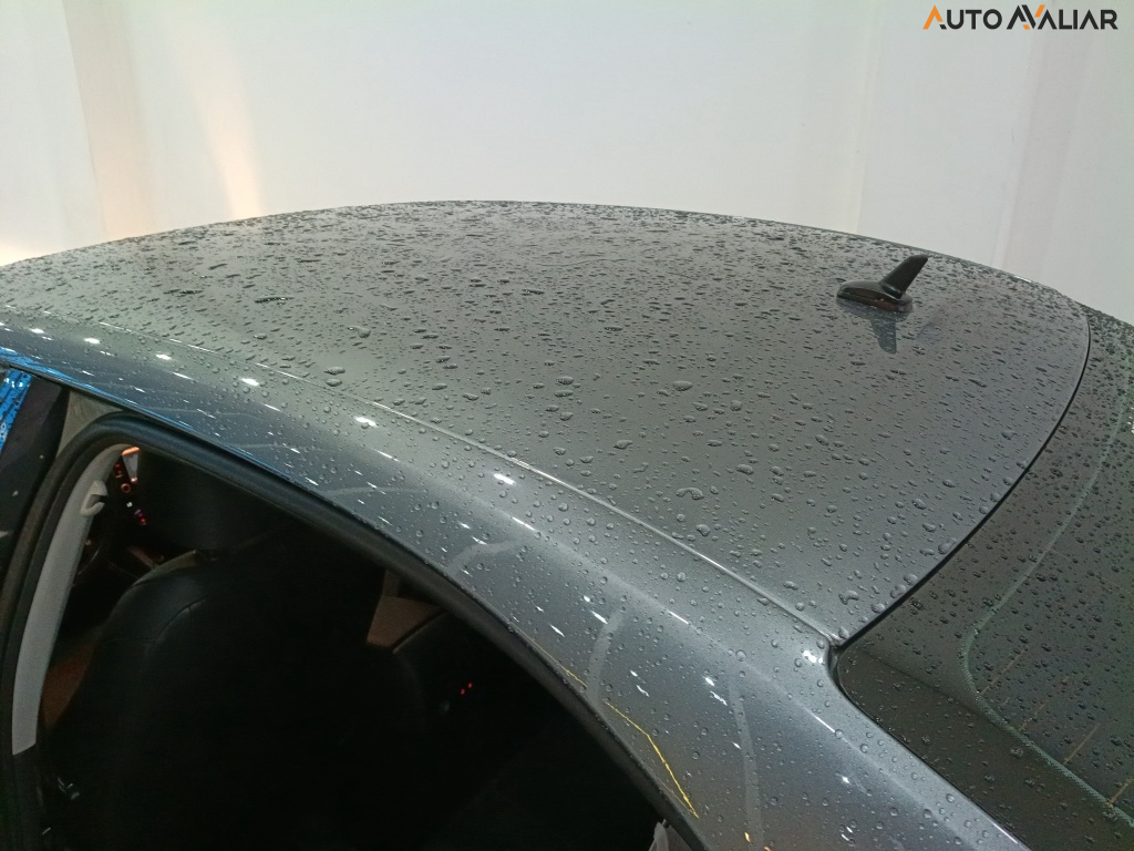 VOLKSWAGEN JETTA 2.0 COMFORTLINE FLEX 4P TIPTRONIC