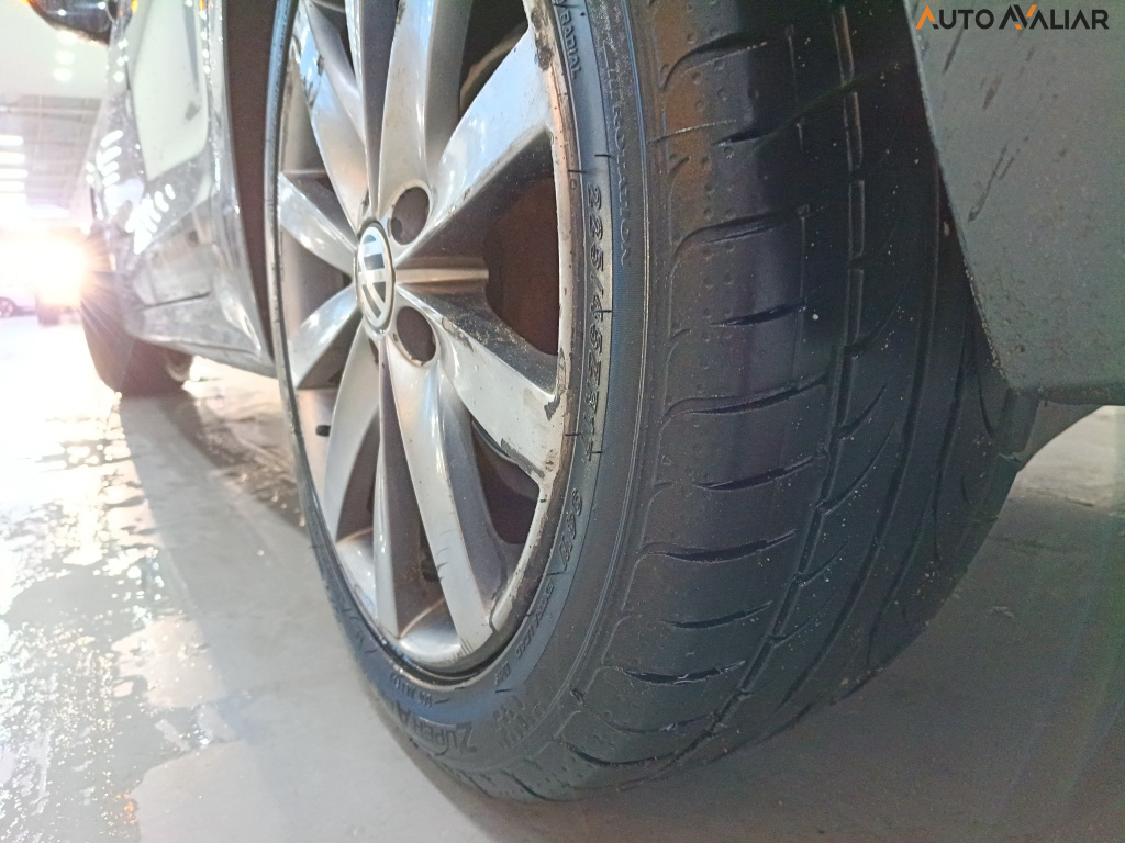 VOLKSWAGEN JETTA 2.0 COMFORTLINE FLEX 4P TIPTRONIC