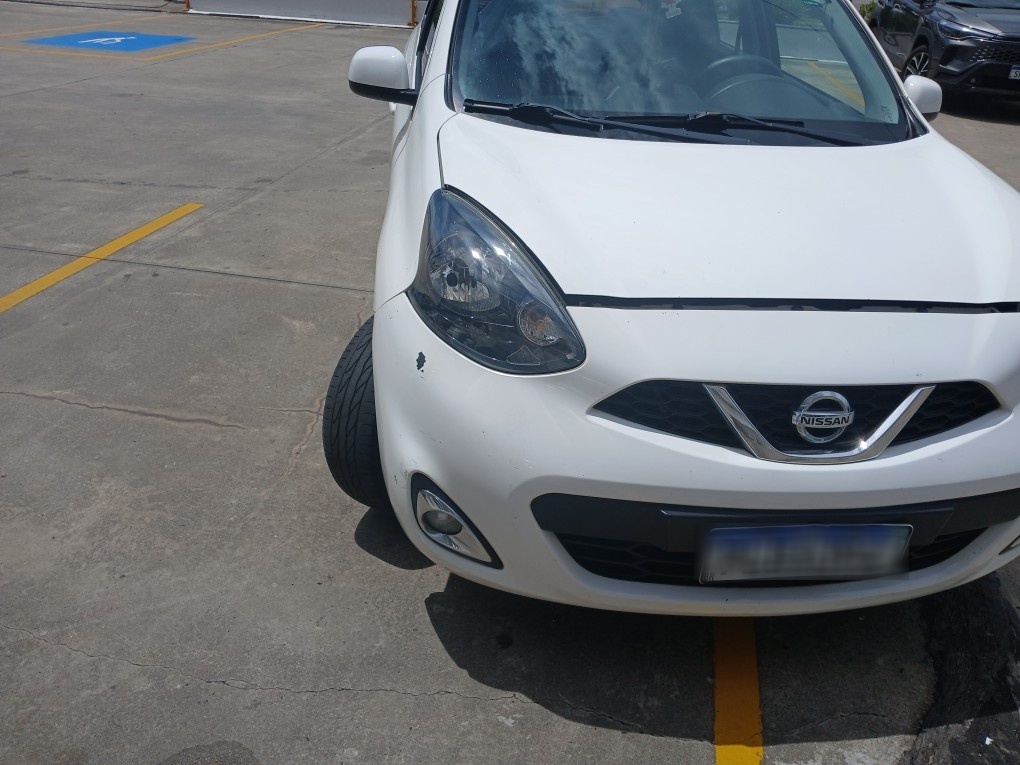 NISSAN MARCH 1.6 SL 16V FLEXSTART 4P XTRONIC