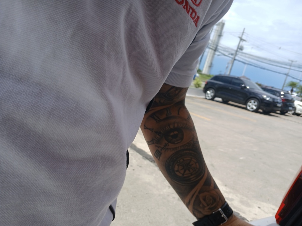 NISSAN MARCH 1.6 SL 16V FLEXSTART 4P XTRONIC