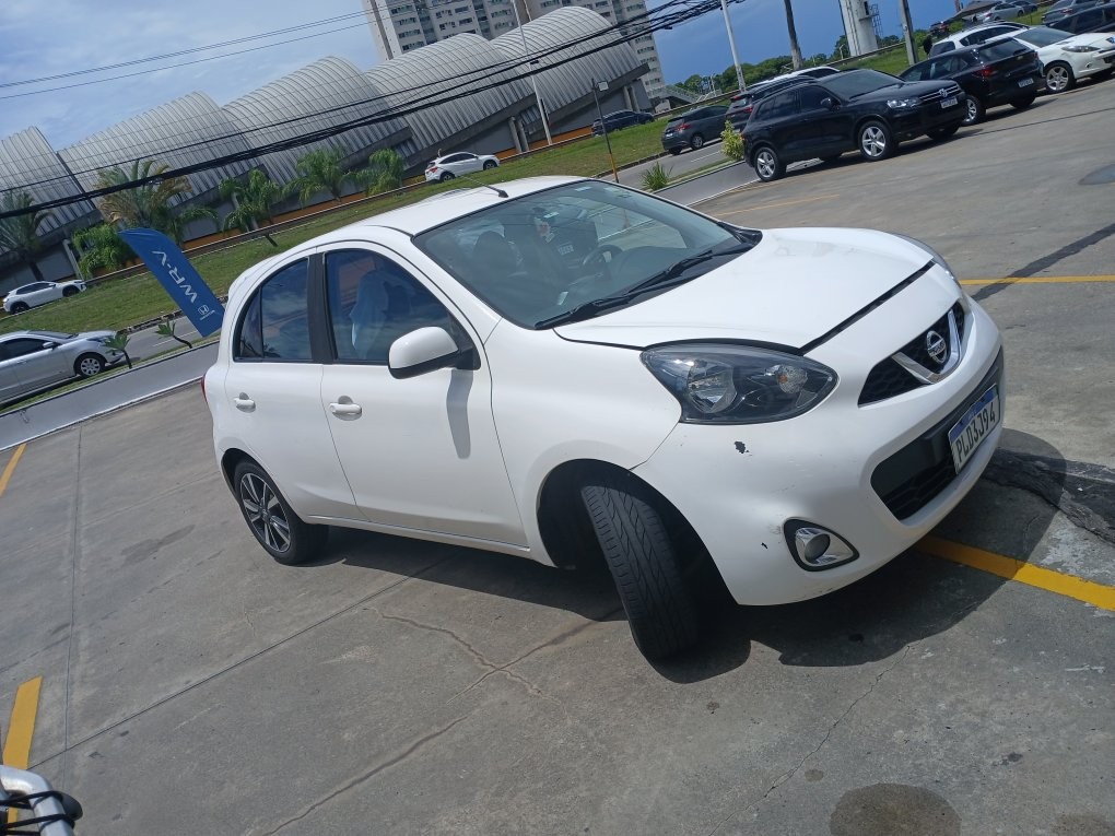 NISSAN MARCH 1.6 SL 16V FLEXSTART 4P XTRONIC