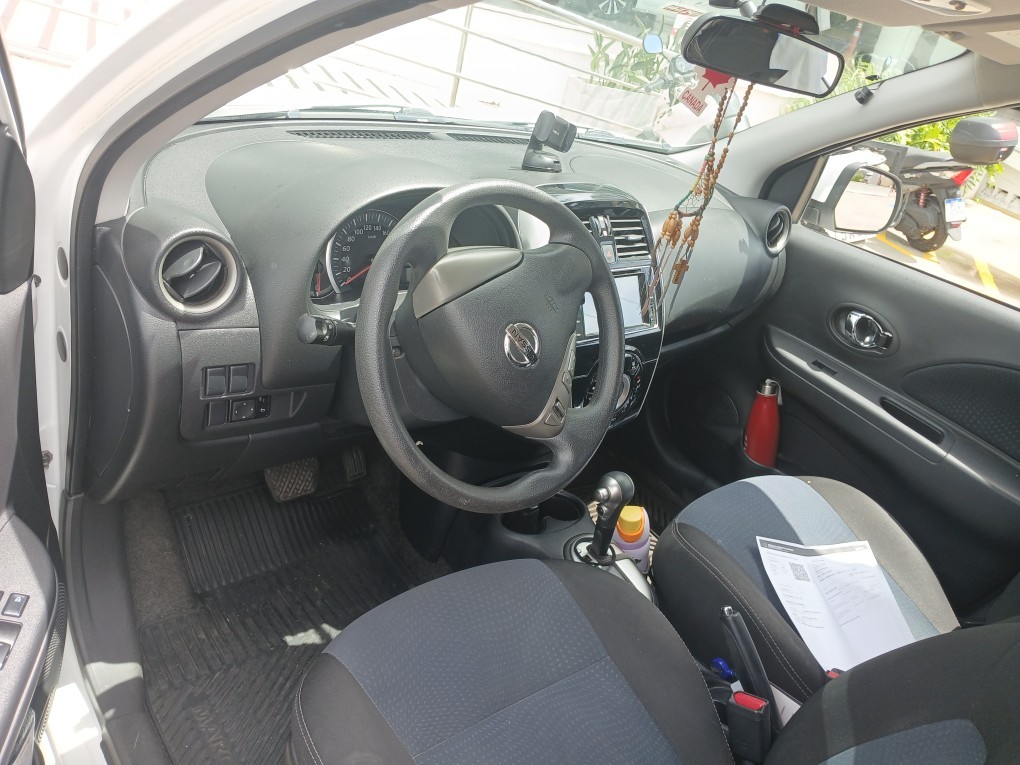 NISSAN MARCH 1.6 SL 16V FLEXSTART 4P XTRONIC