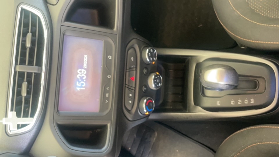 CHEVROLET ONIX 1.4 MPFI LT 8V FLEX 4P AUTOMATICO