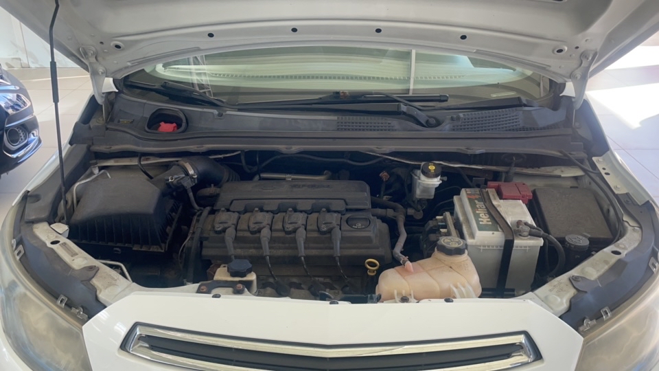 CHEVROLET ONIX 1.4 MPFI LT 8V FLEX 4P AUTOMATICO