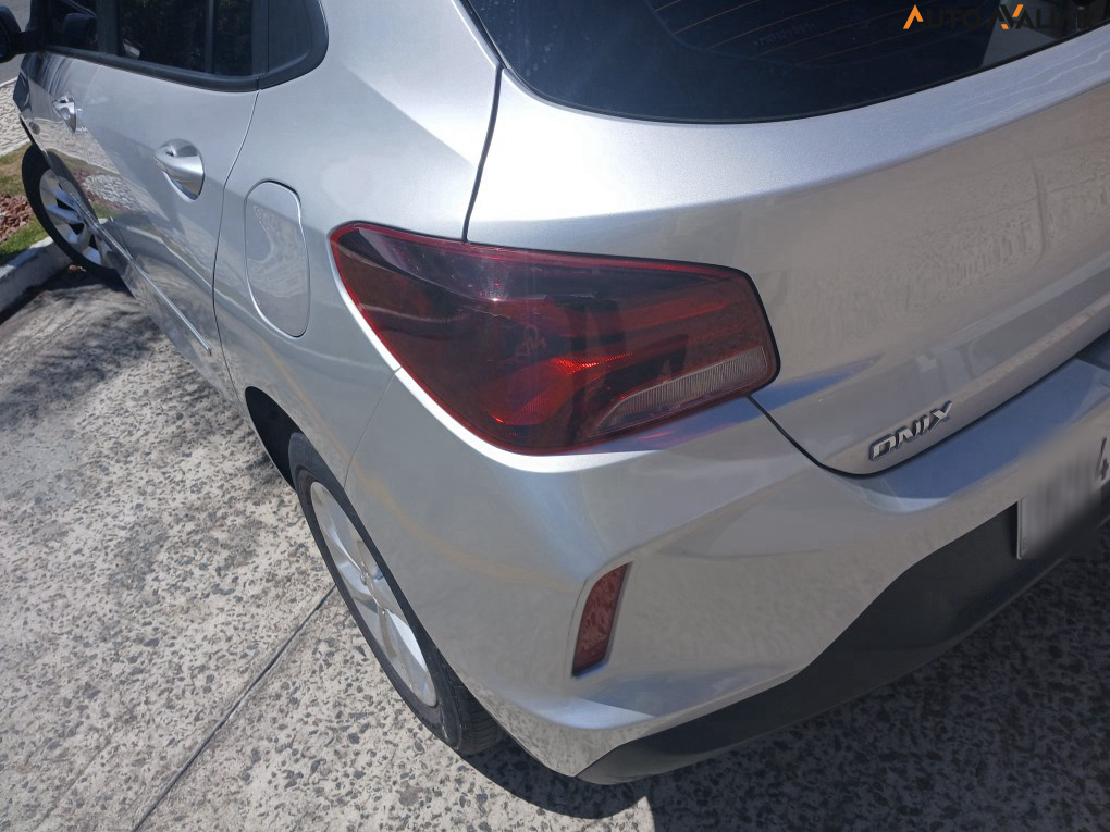 CHEVROLET ONIX 1.0 FLEX LT MANUAL