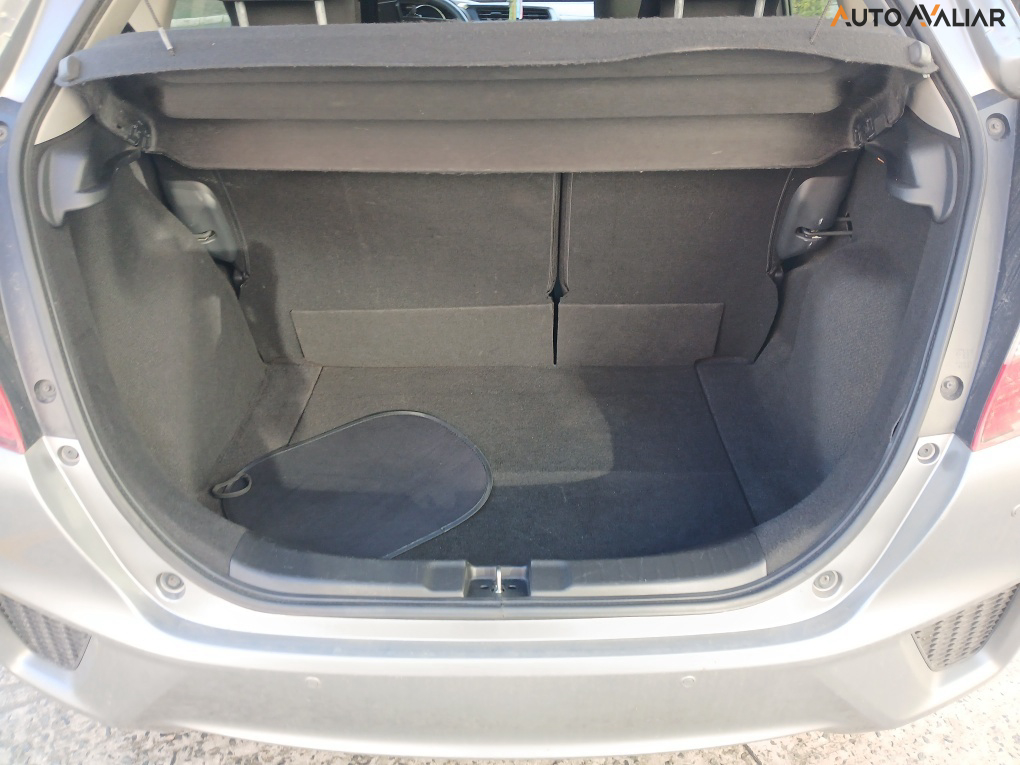 HONDA FIT 1.5 LX 16V FLEX 4P AUTOMATICO