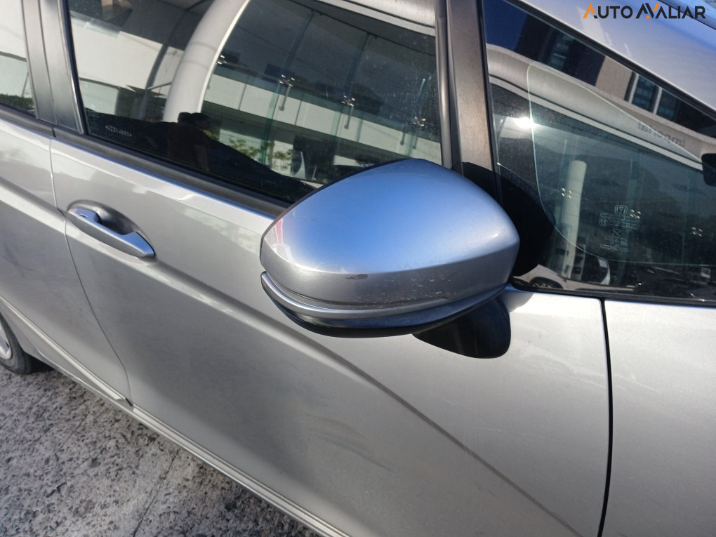 HONDA FIT 1.5 LX 16V FLEX 4P AUTOMATICO