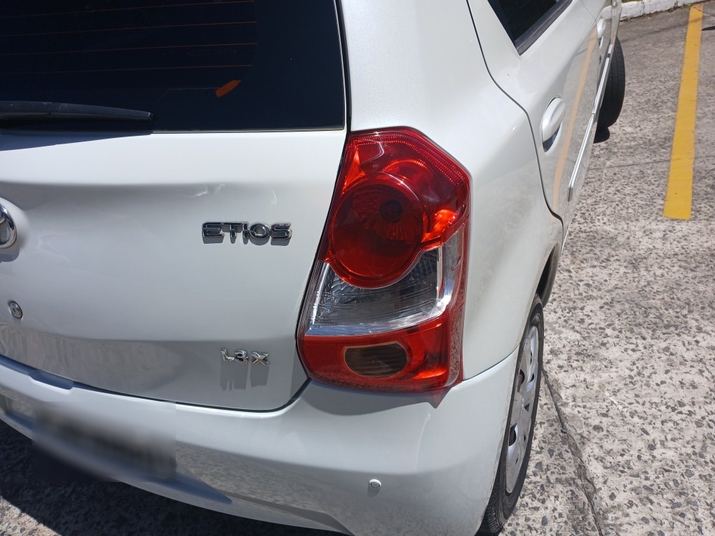 TOYOTA ETIOS 1.3 X 16V FLEX 4P MANUAL