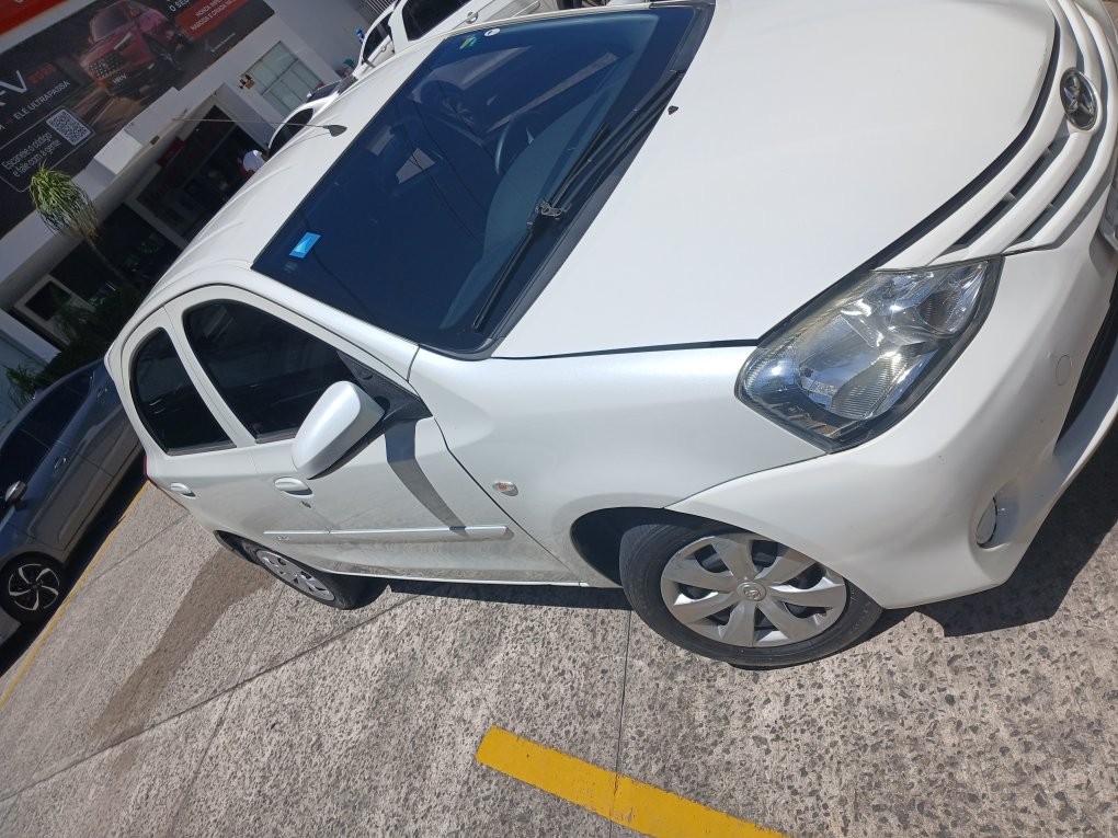 TOYOTA ETIOS 1.3 X 16V FLEX 4P MANUAL