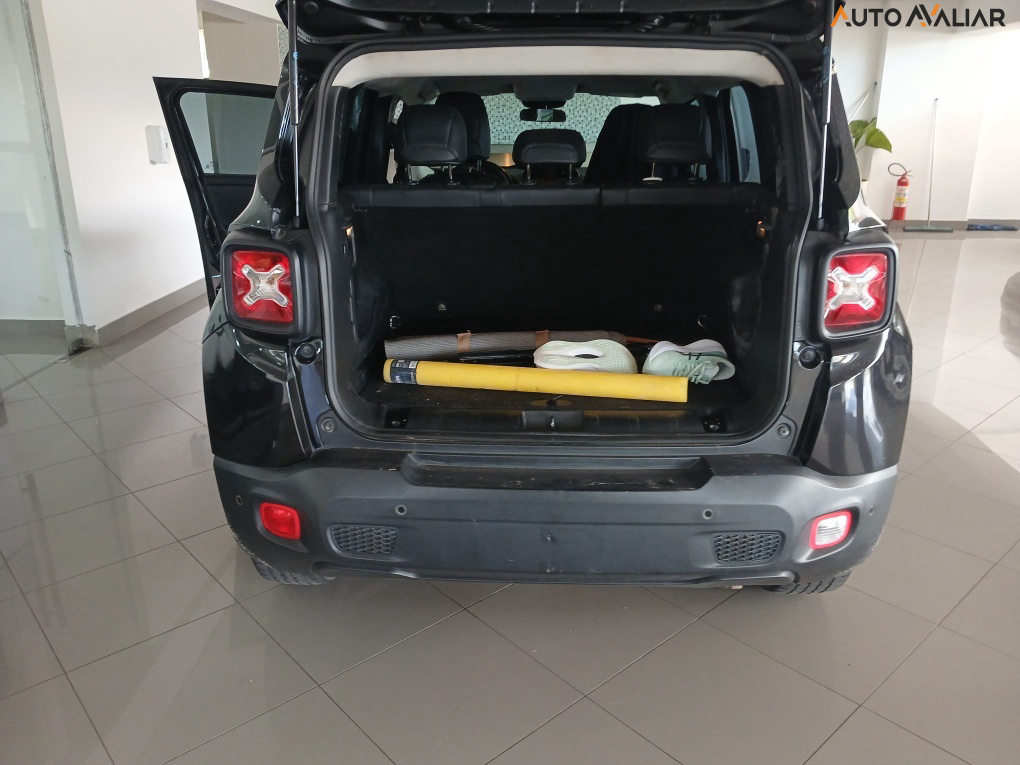 JEEP RENEGADE 2.0 16V TURBO DIESEL LONGITUDE 4P 4X4 AUTOMATICO