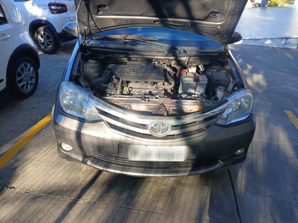 TOYOTA ETIOS 1.5 XLS SEDAN 16V FLEX 4P AUTOMATICO