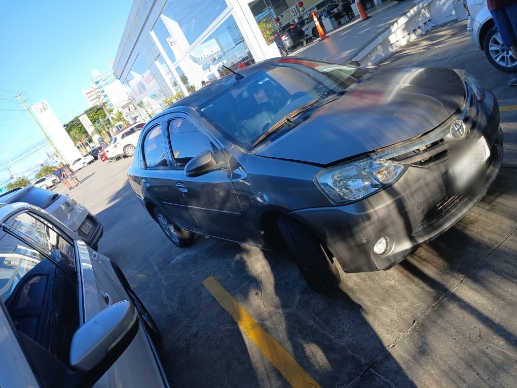 TOYOTA ETIOS 1.5 XLS SEDAN 16V FLEX 4P AUTOMATICO