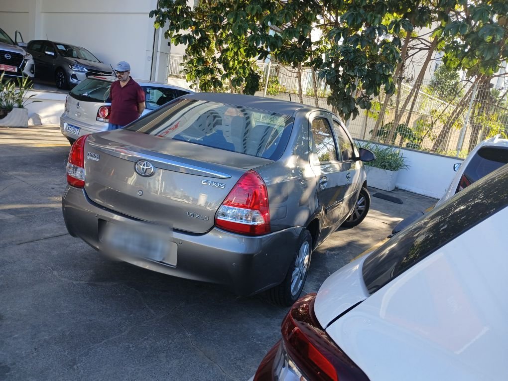 TOYOTA ETIOS 1.5 XLS SEDAN 16V FLEX 4P AUTOMATICO