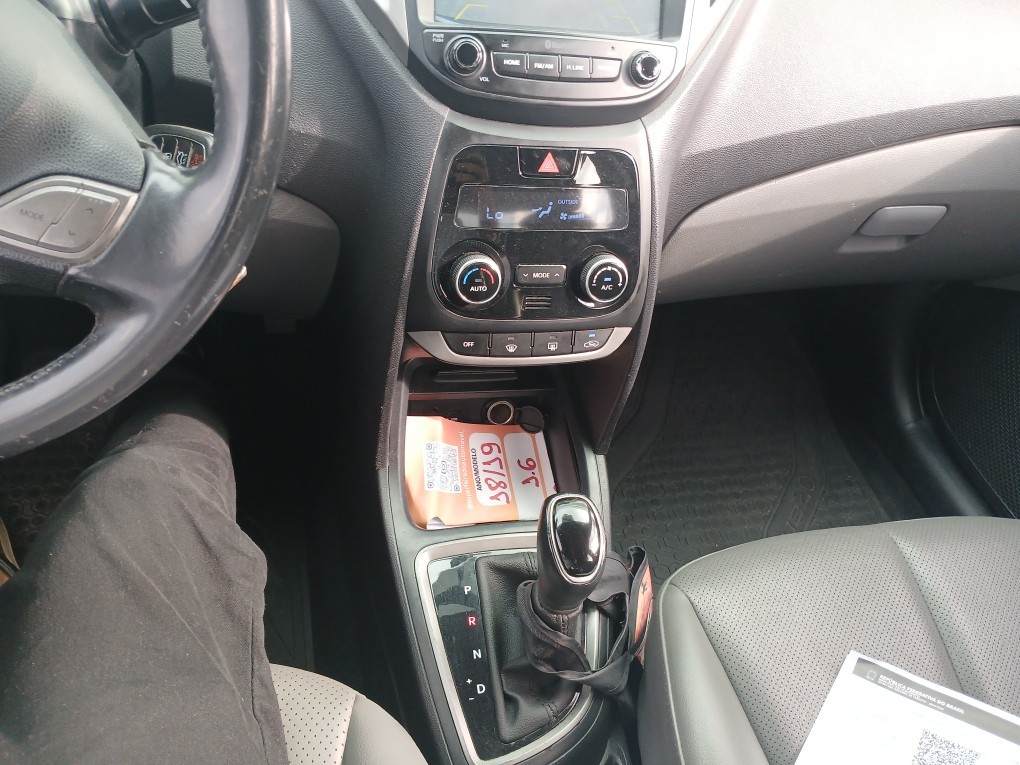 HYUNDAI HB20S 1.6 PREMIUM 16V FLEX 4P AUTOMATICO