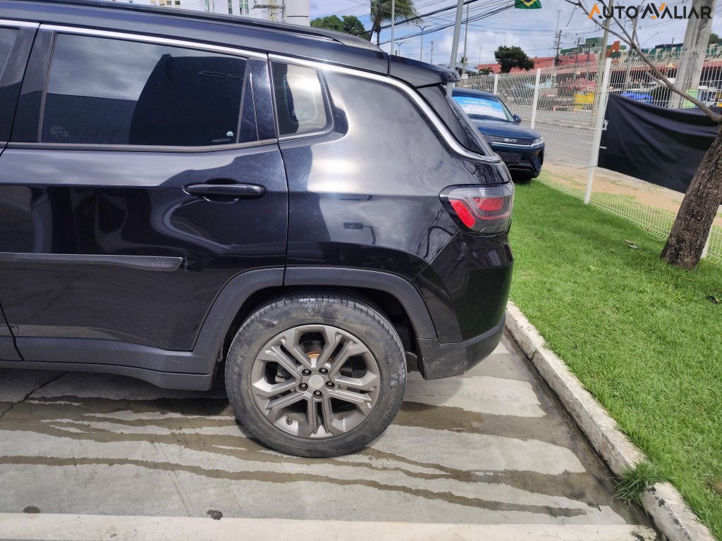 JEEP COMPASS 1.3 T270 TURBO FLEX LONGITUDE AT6