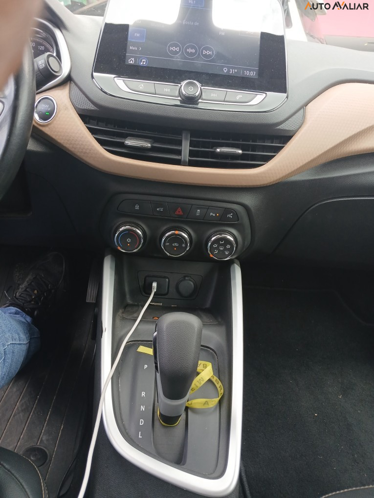 CHEVROLET ONIX 1.0 TURBO FLEX PLUS PREMIER AUTOMATICO