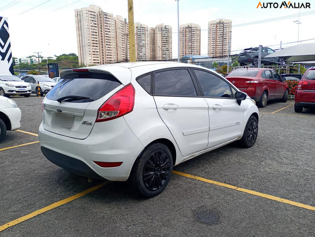 FORD FIESTA 1.5 S HATCH 16V FLEX 4P MANUAL