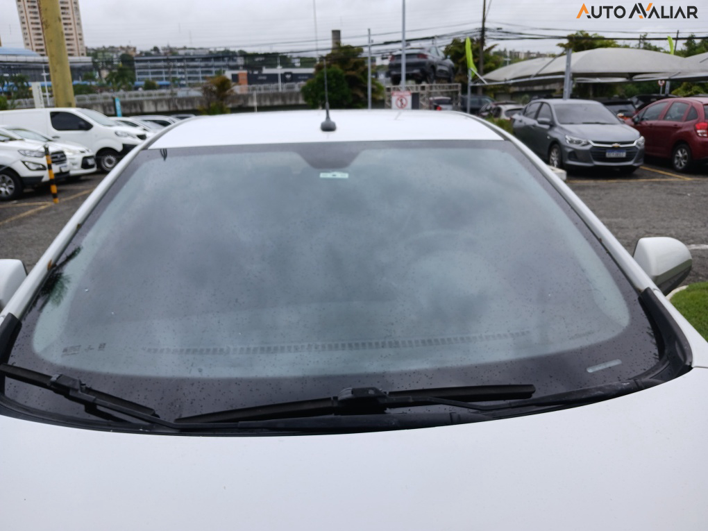 CHEVROLET ONIX 1.0 MPFI LT 8V FLEX 4P MANUAL