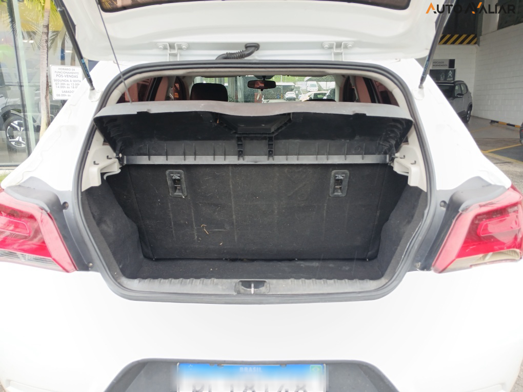 CHEVROLET ONIX 1.0 MPFI LT 8V FLEX 4P MANUAL