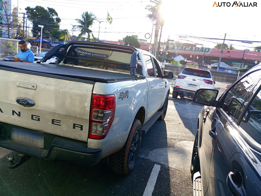 FORD RANGER 2.2 XLS 4X4 CD 16V DIESEL 4P AUTOMATICO