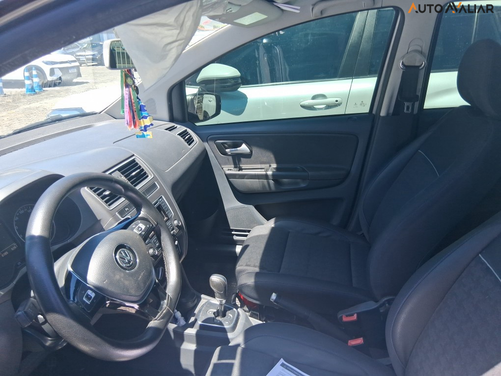 VOLKSWAGEN FOX 1.6 MSI COMFORTLINE 8V FLEX 4P AUTOMATIZADO
