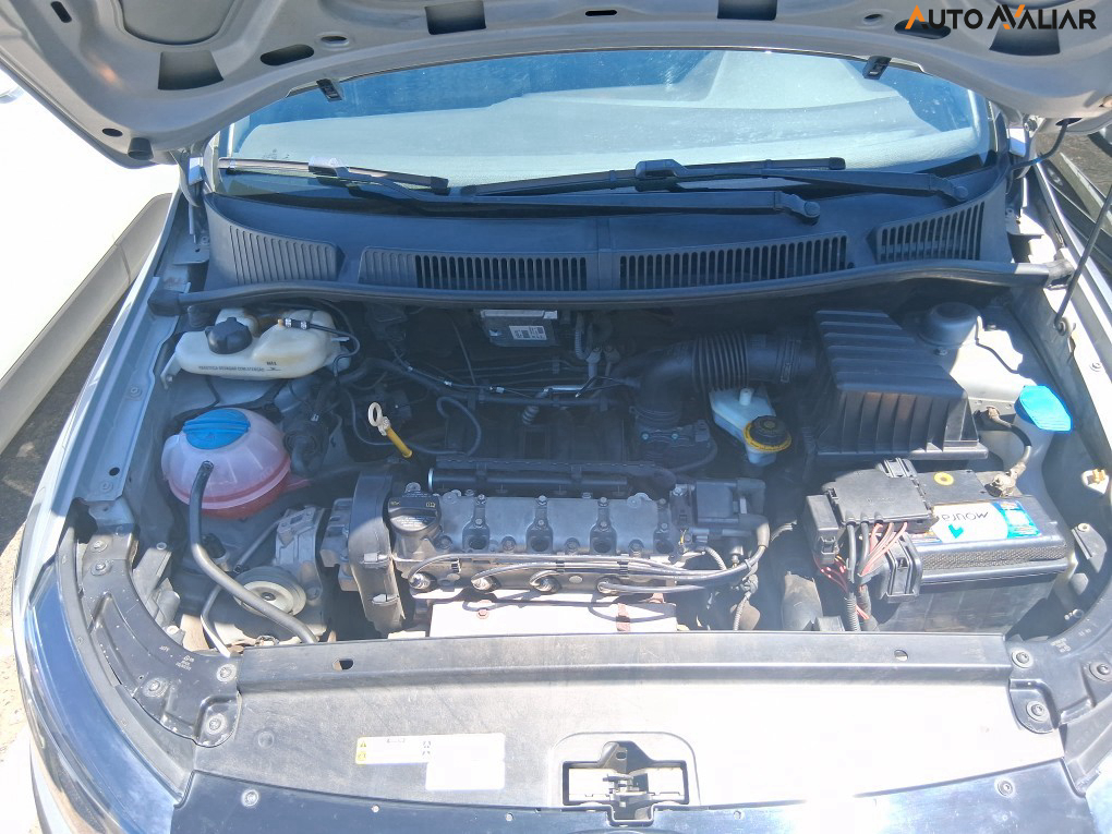 VOLKSWAGEN FOX 1.6 MSI COMFORTLINE 8V FLEX 4P AUTOMATIZADO