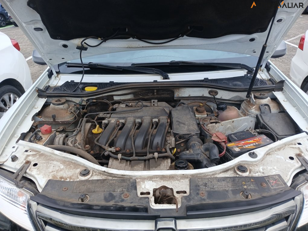 RENAULT DUSTER 2.0 DYNAMIQUE 4X2 16V FLEX 4P AUTOMATICO